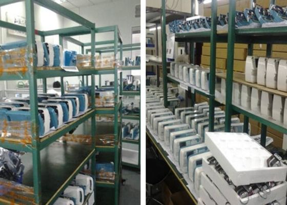 Bomba médica disponible de la infusión de la abrazadera de poste de la rotación del 90° con 0.1~1200 modos micro 0.1-99.9ml/hr de ml/h